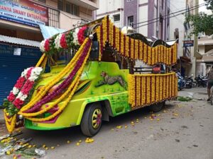 Decorated-hearse-bangalore. Jpg